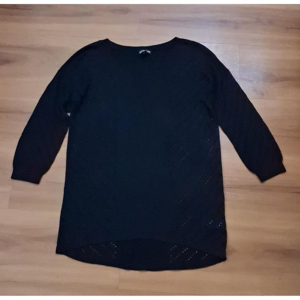 Womens Nwot Express Silky Eyelet 3/4 Sleeve Lightweight Tunic Sweater‎